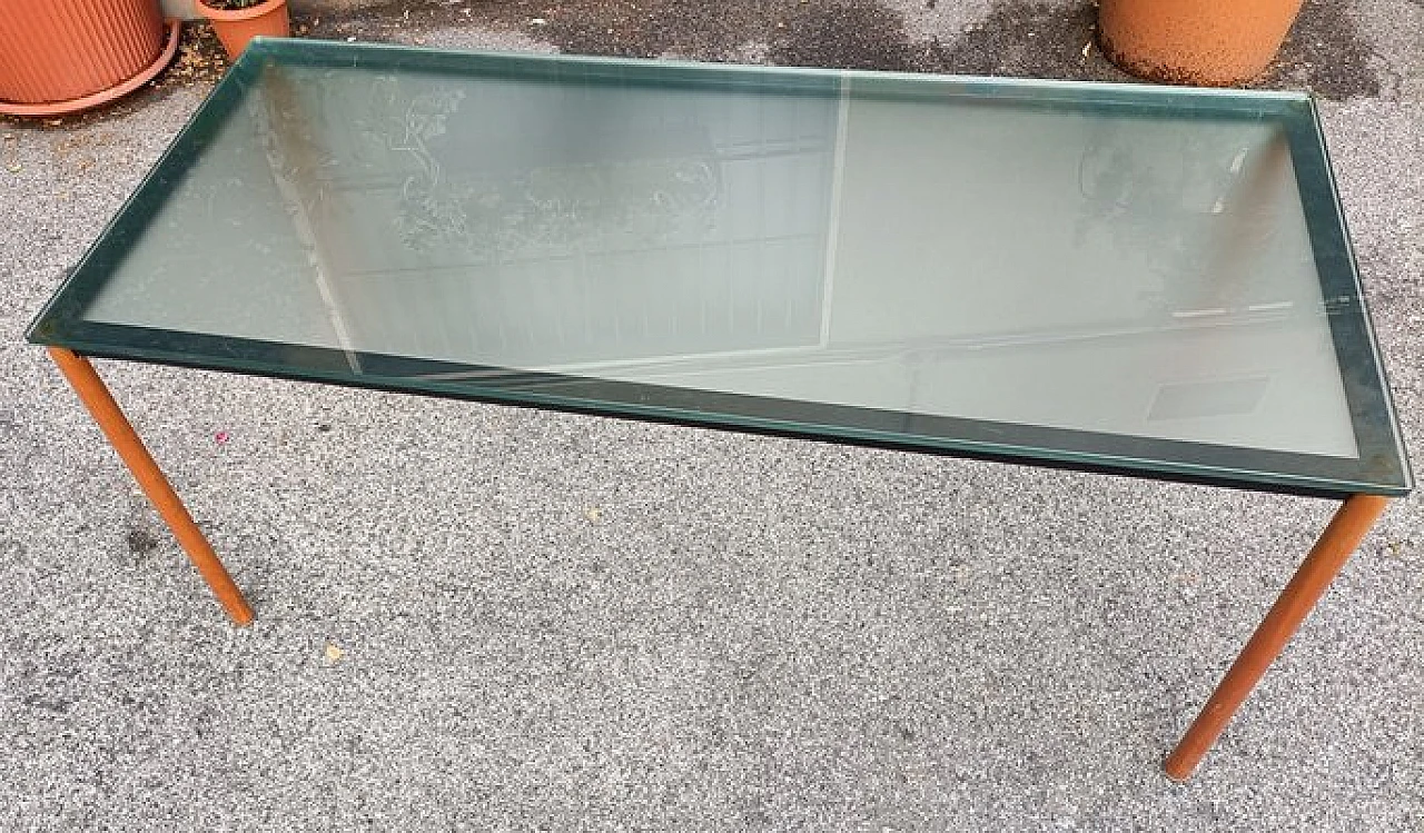 Tavolo in legno e vetro in stile Le Corbusier di Cassina, anni '80 2