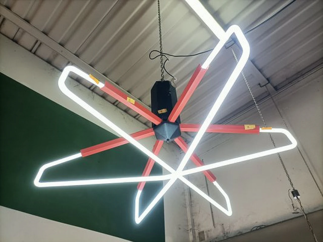 Lampadario al neon in ferro e plastica, anni '70 2