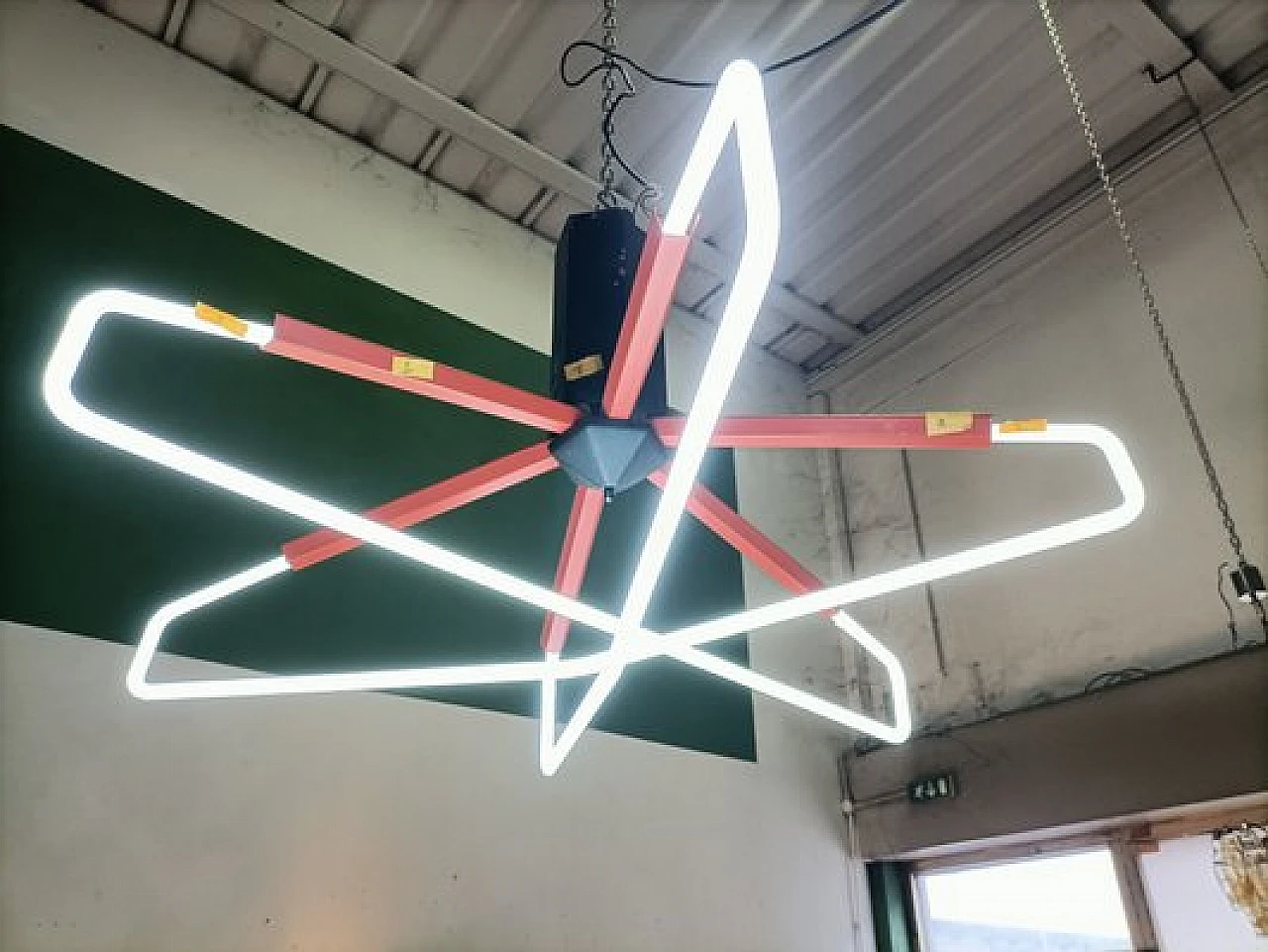 Lampadario al neon in ferro e plastica, anni '70 6