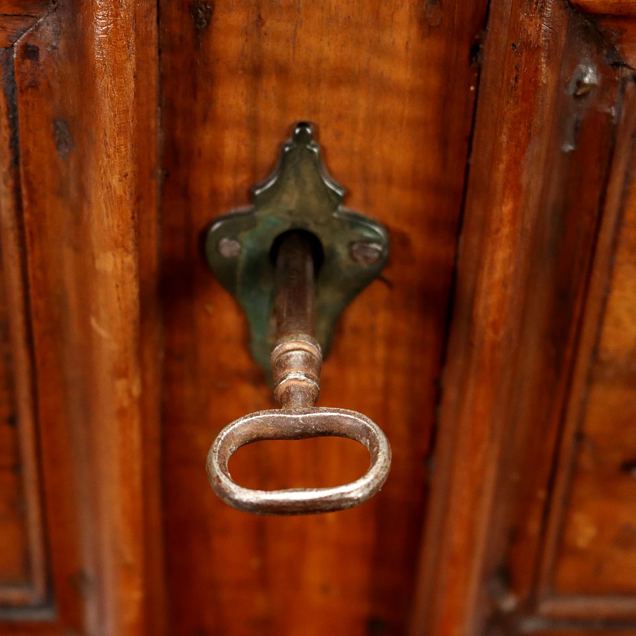 Canterano Barocco lombardo in noce con scrittoio, inizio '700 8