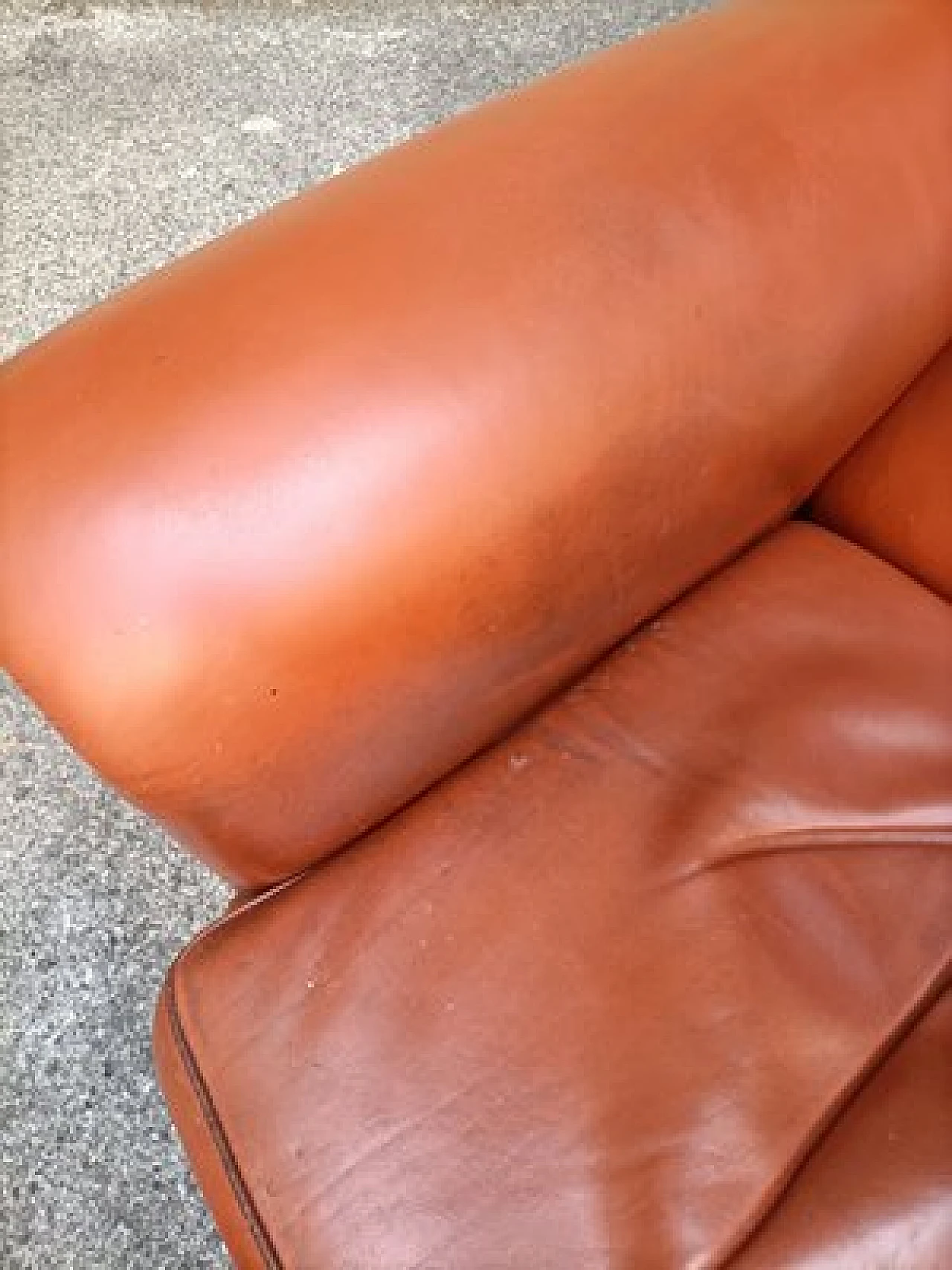 Poltrona in pelle con pouf di R. Frau per Poltrona Frau, anni '40 3