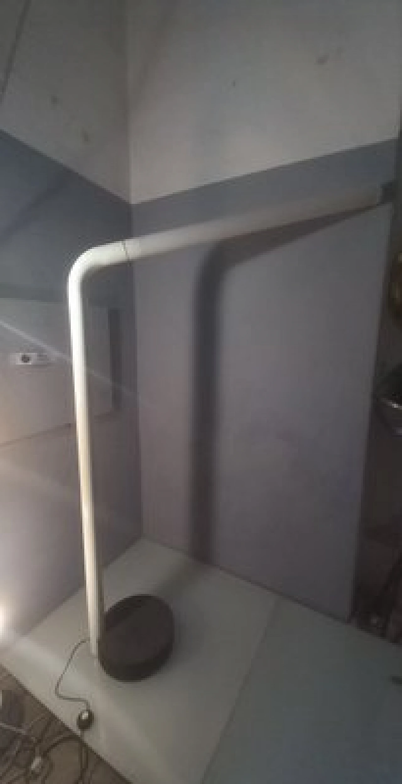 Lampada da terra al neon in ferro e vetro acrilico bianco, anni '60 8