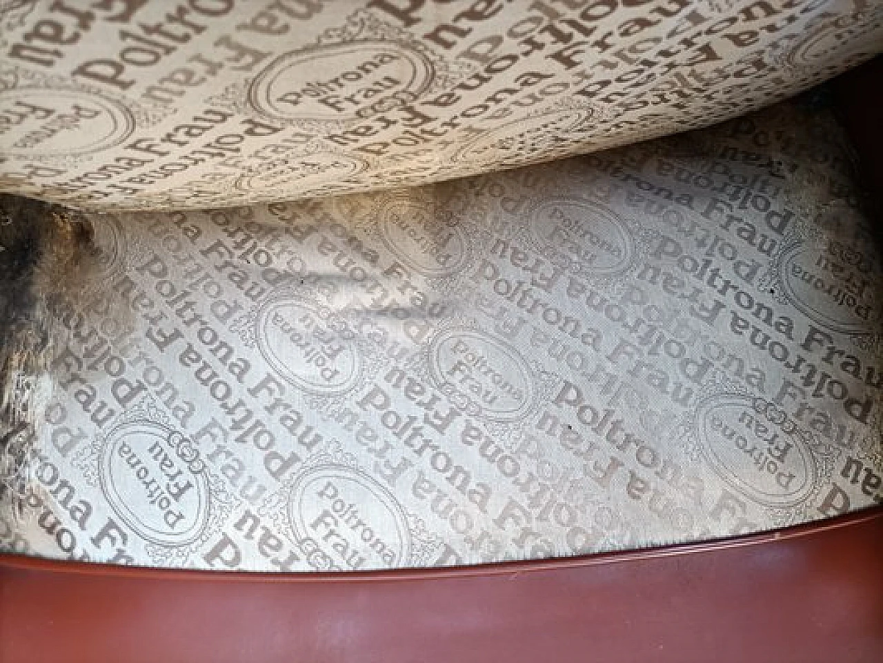 Poltrona in pelle con pouf di R. Frau per Poltrona Frau, anni '40 5