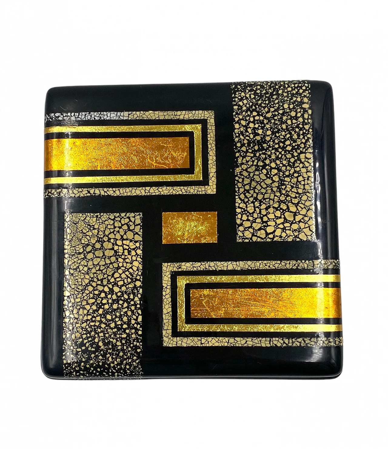 Art Deco lacquered box in the style of Jean Dunand, 1940s 20