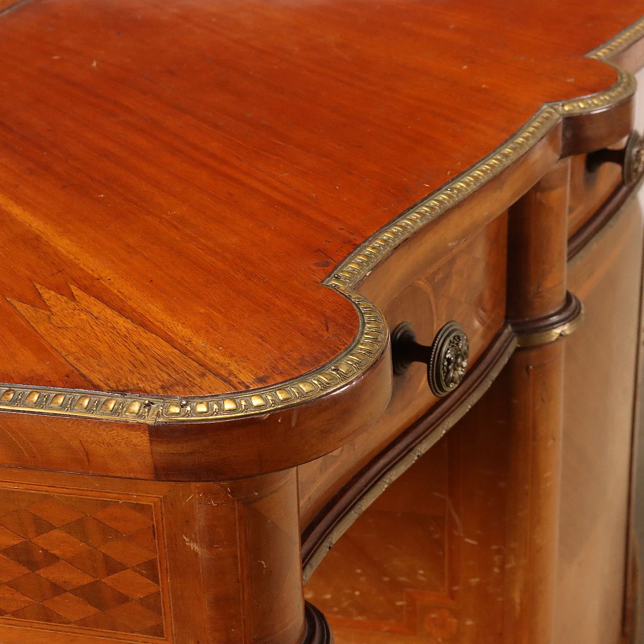 Servante in mogano con cassetti e intarsio floreale in acero 7