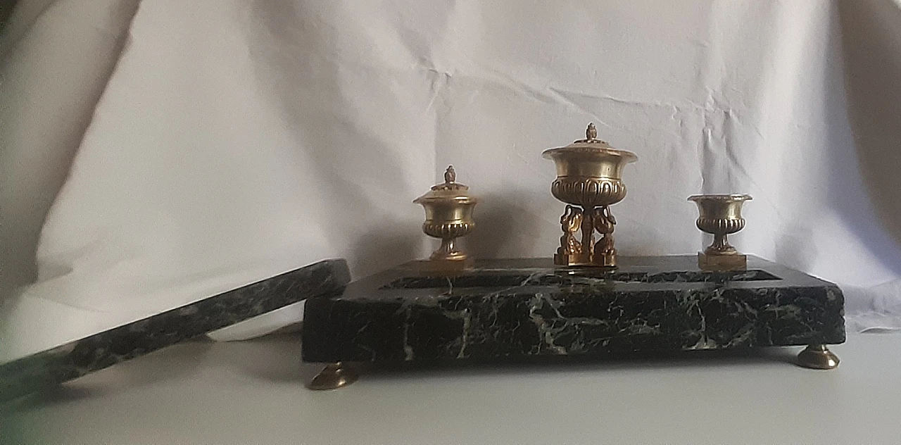 Green marble and brass inkwell, mid-19th century 1