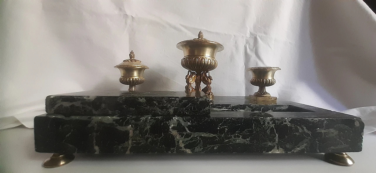 Green marble and brass inkwell, mid-19th century 2