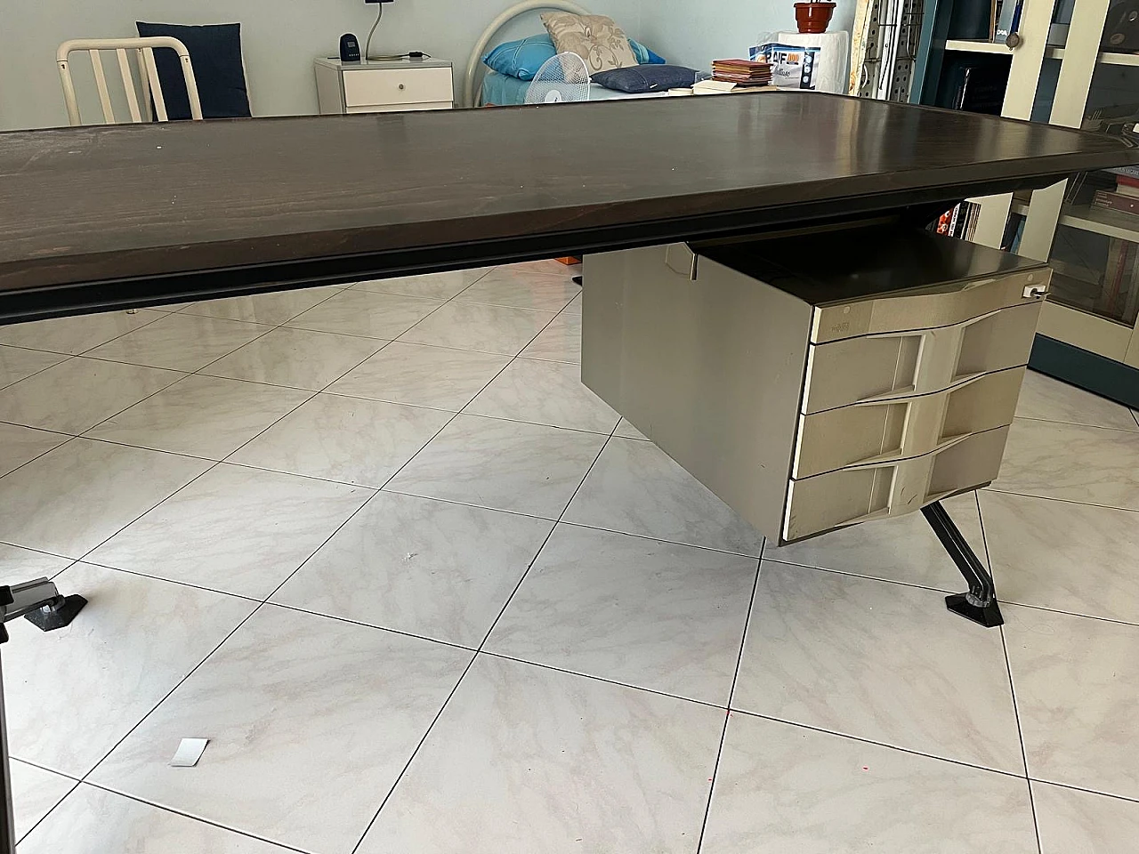 Desk with drawers by Olivetti, 1970s 2