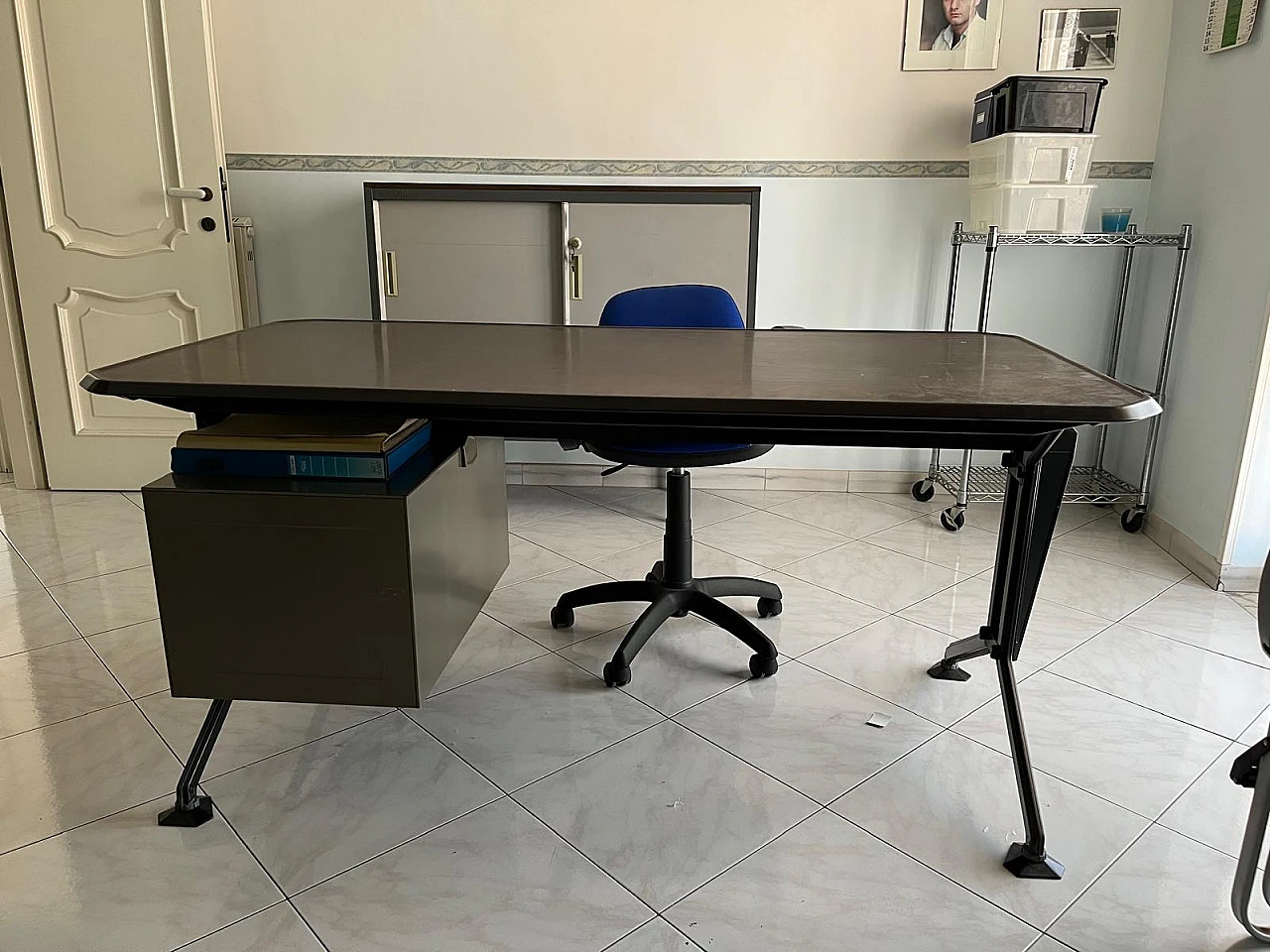 Desk with drawers by Olivetti, 1970s 4