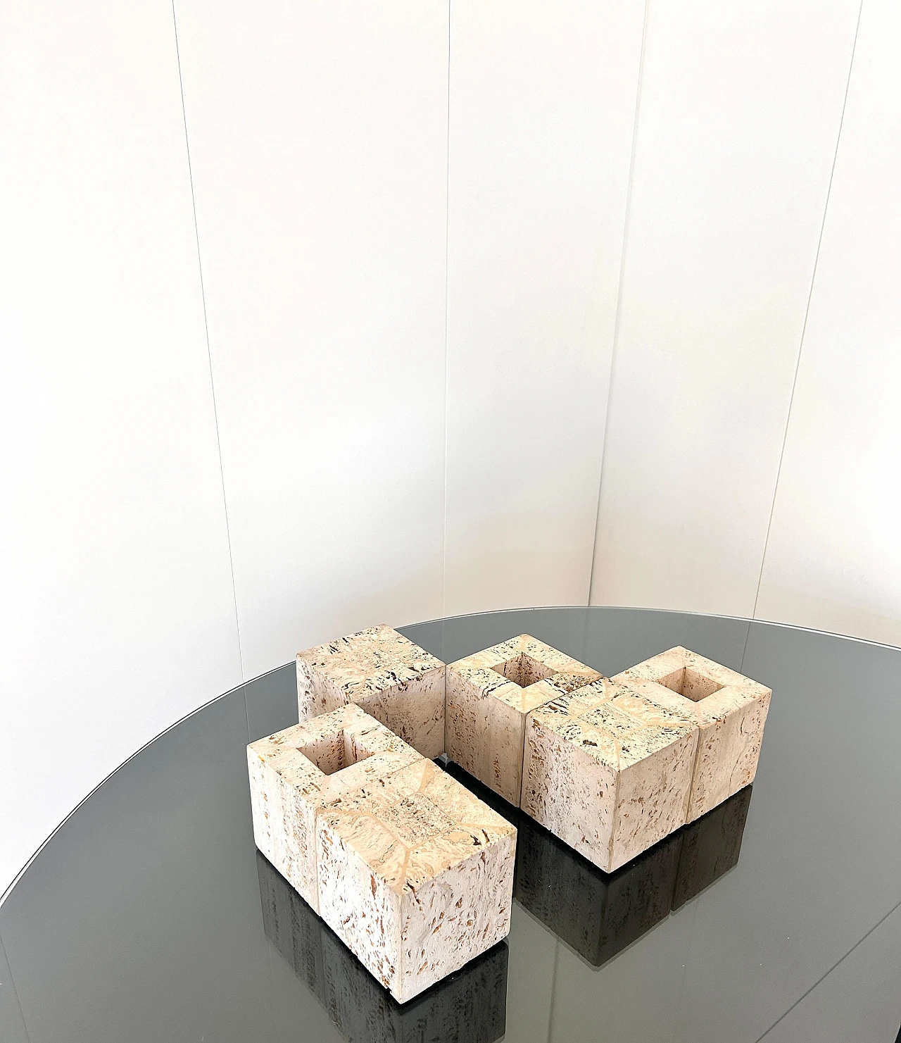 6 Desk accessories in travertine, 1970s 2