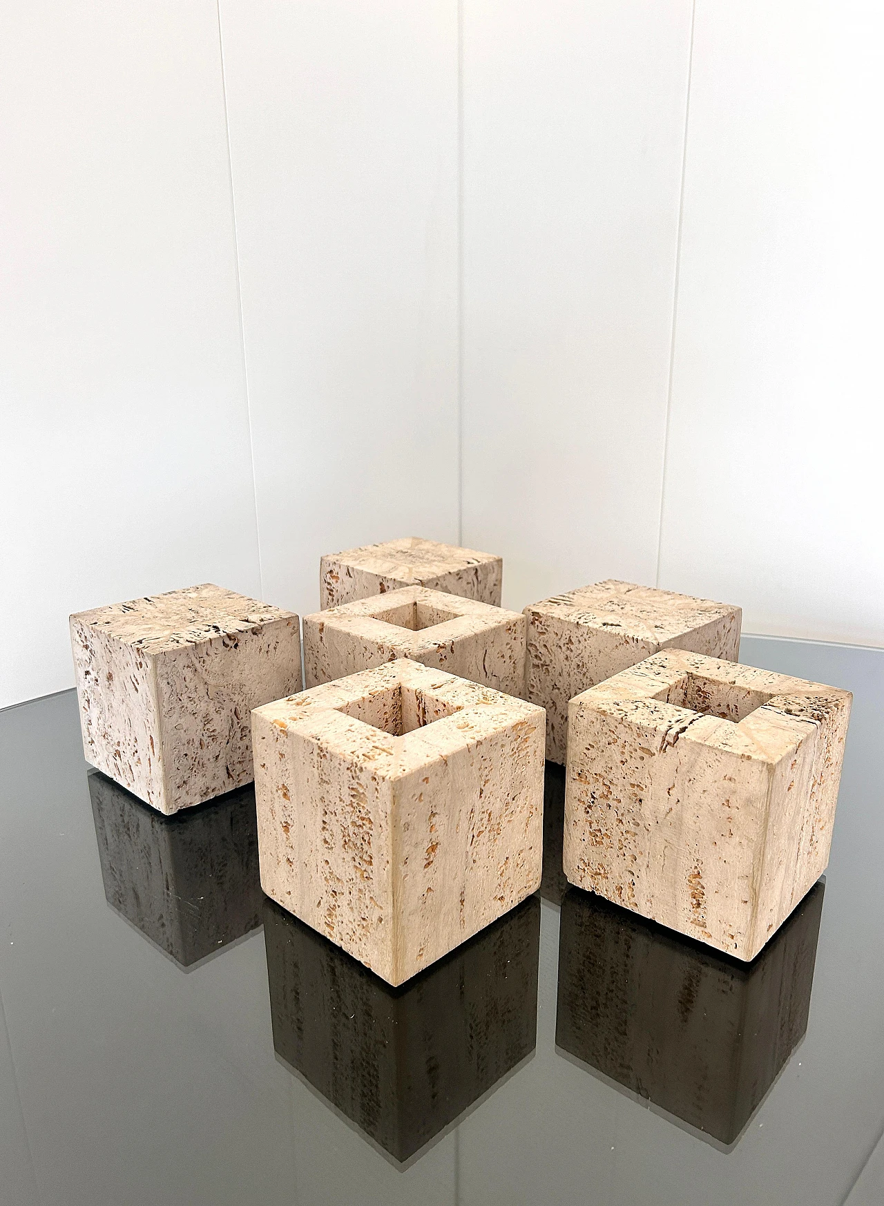 6 Desk accessories in travertine, 1970s 6