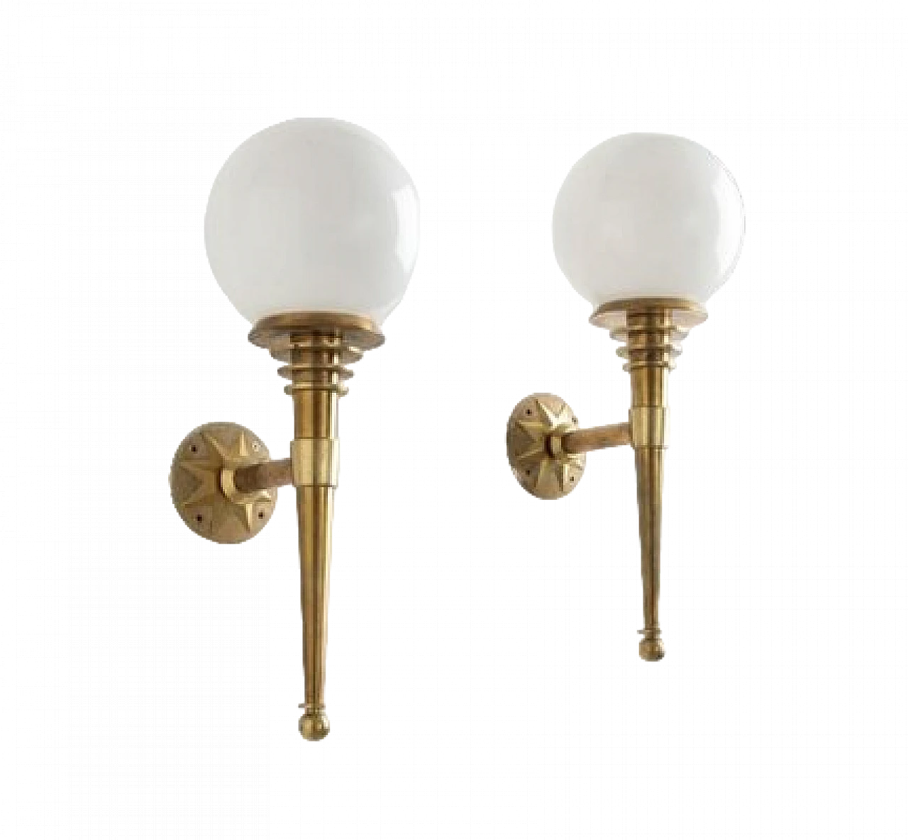 Pair of wall lights in glass & brass by Tommaso Buzzi, 1940s 4