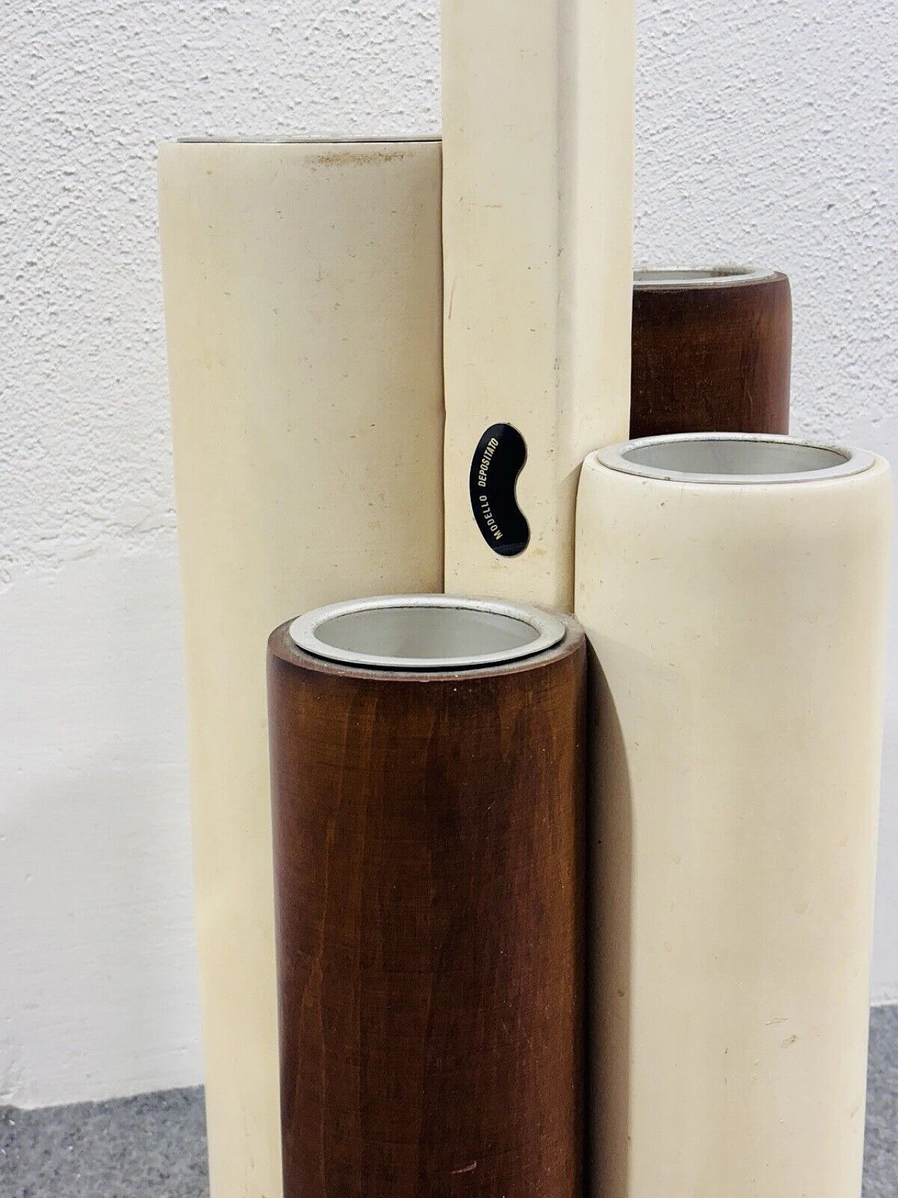 Two-tone wood umbrella stand, 1970s 6