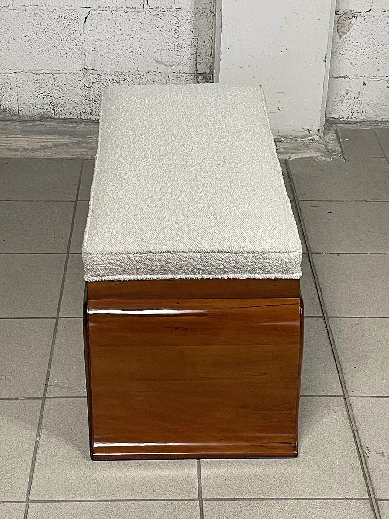 Art Deco bench in cherry wood and bouclé, 1940s 4