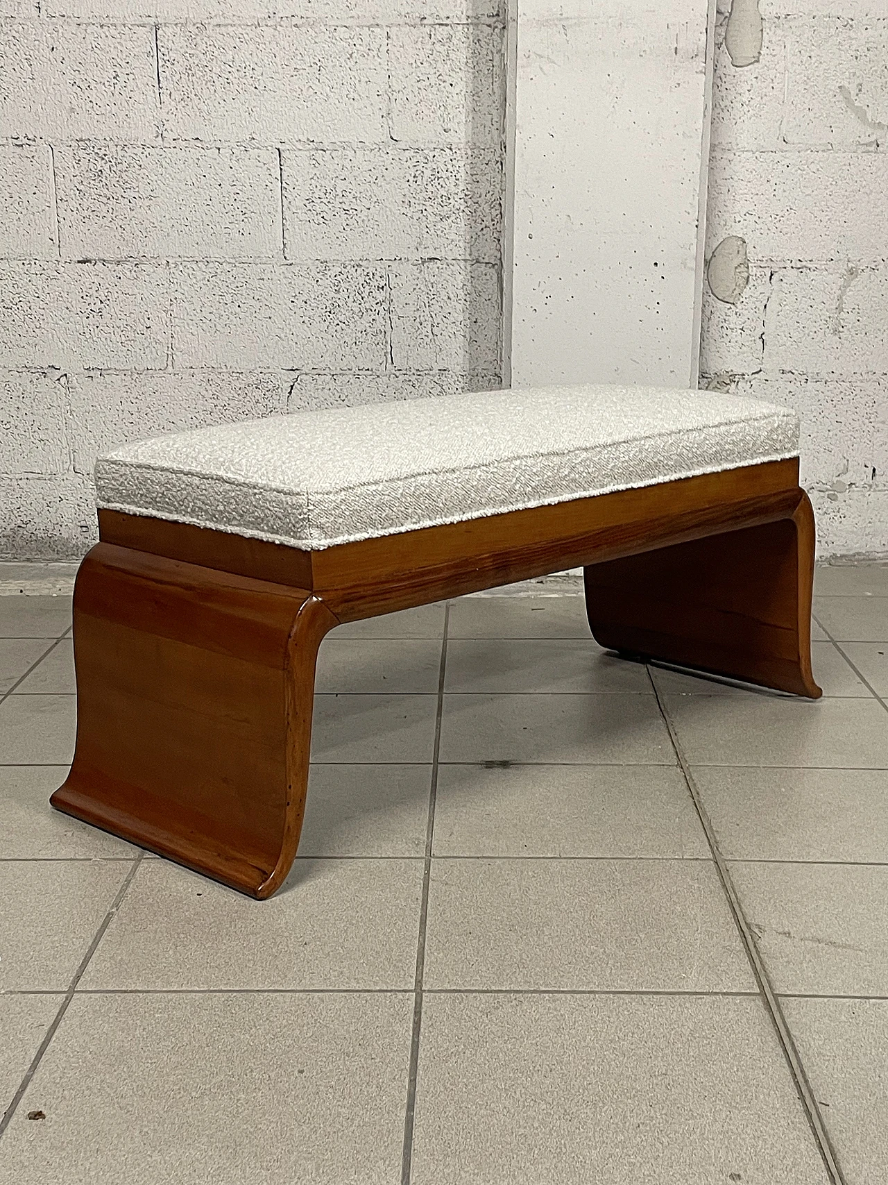 Art Deco bench in cherry wood and bouclé, 1940s 6