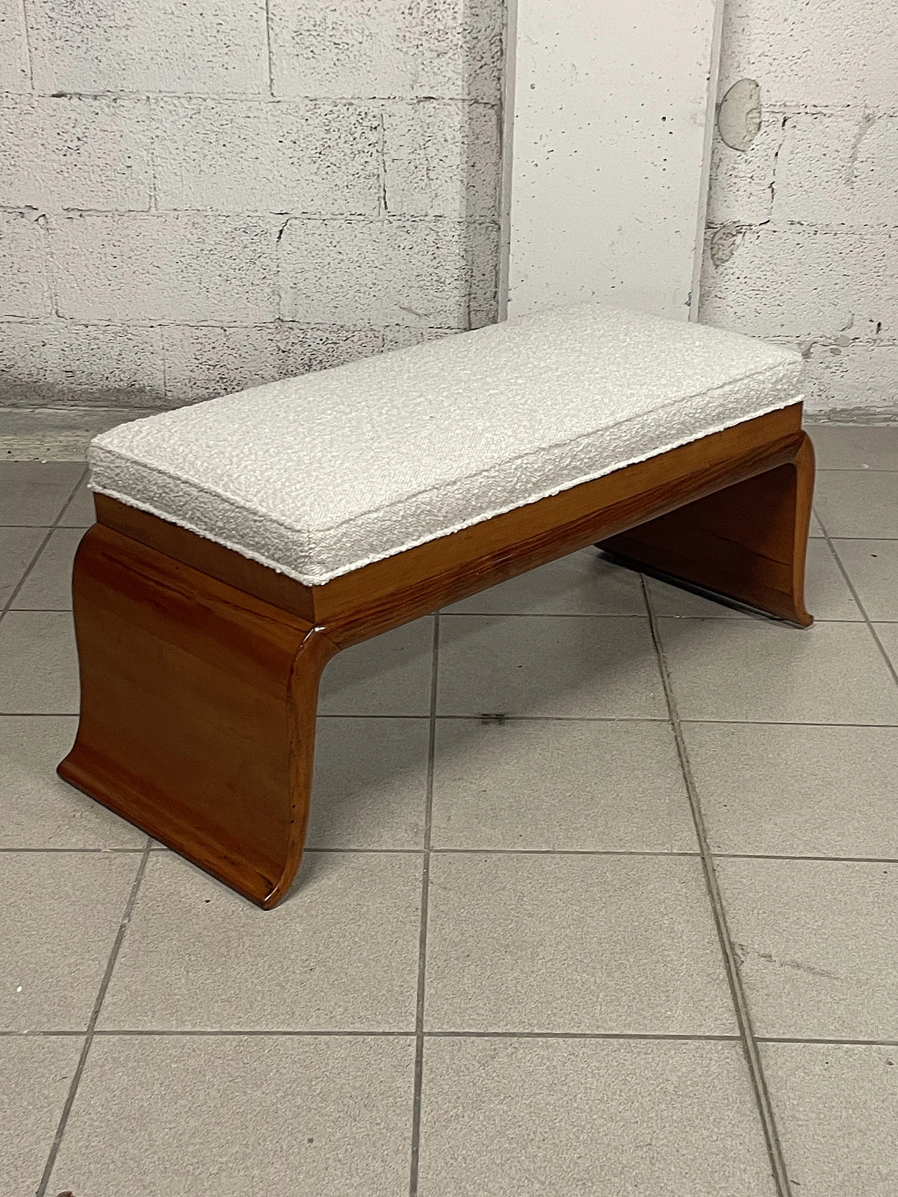 Art Deco bench in cherry wood and bouclé, 1940s 7