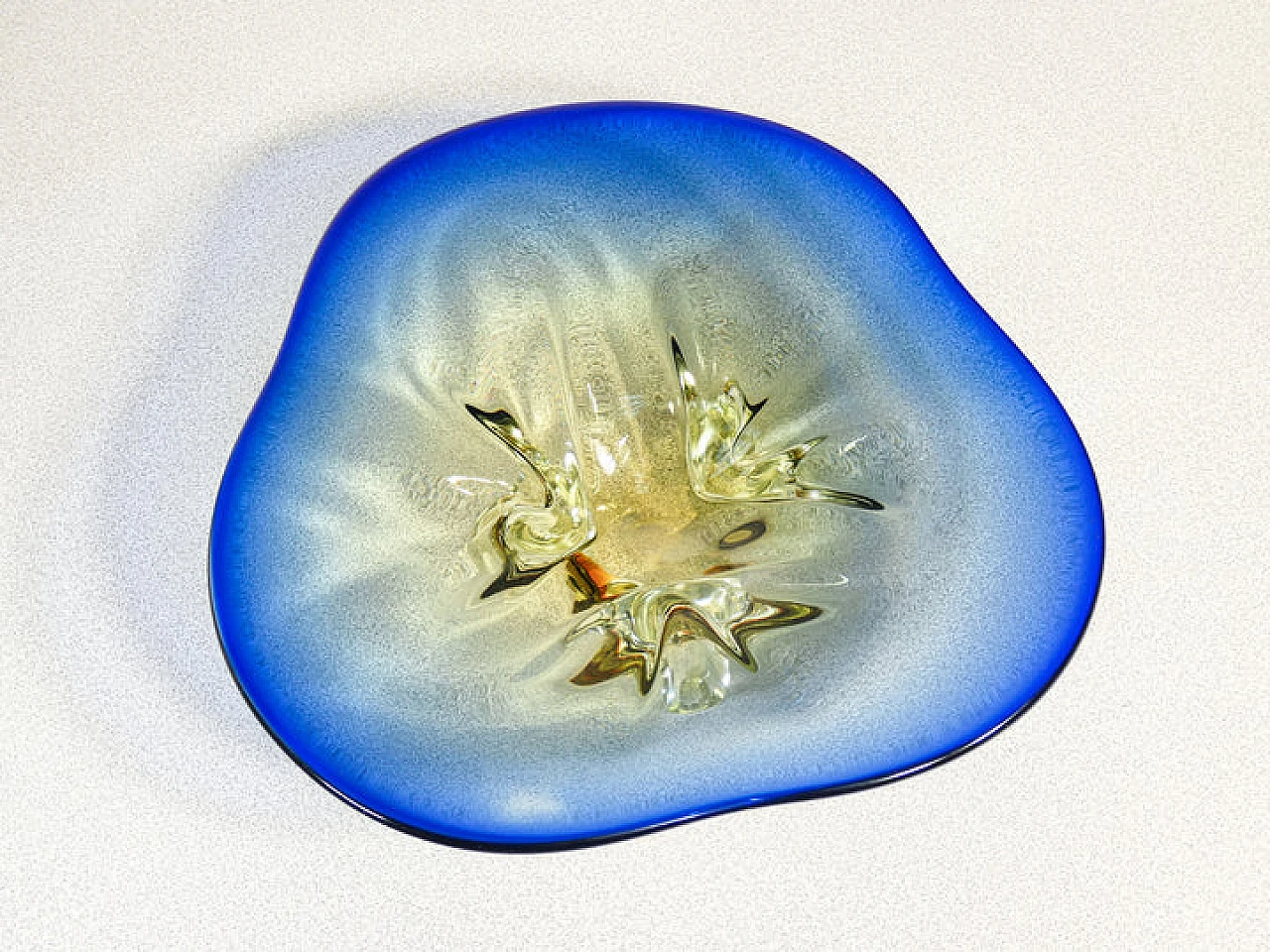 Centrotavola in vetro soffiato policromo di Murano, anni '60 2