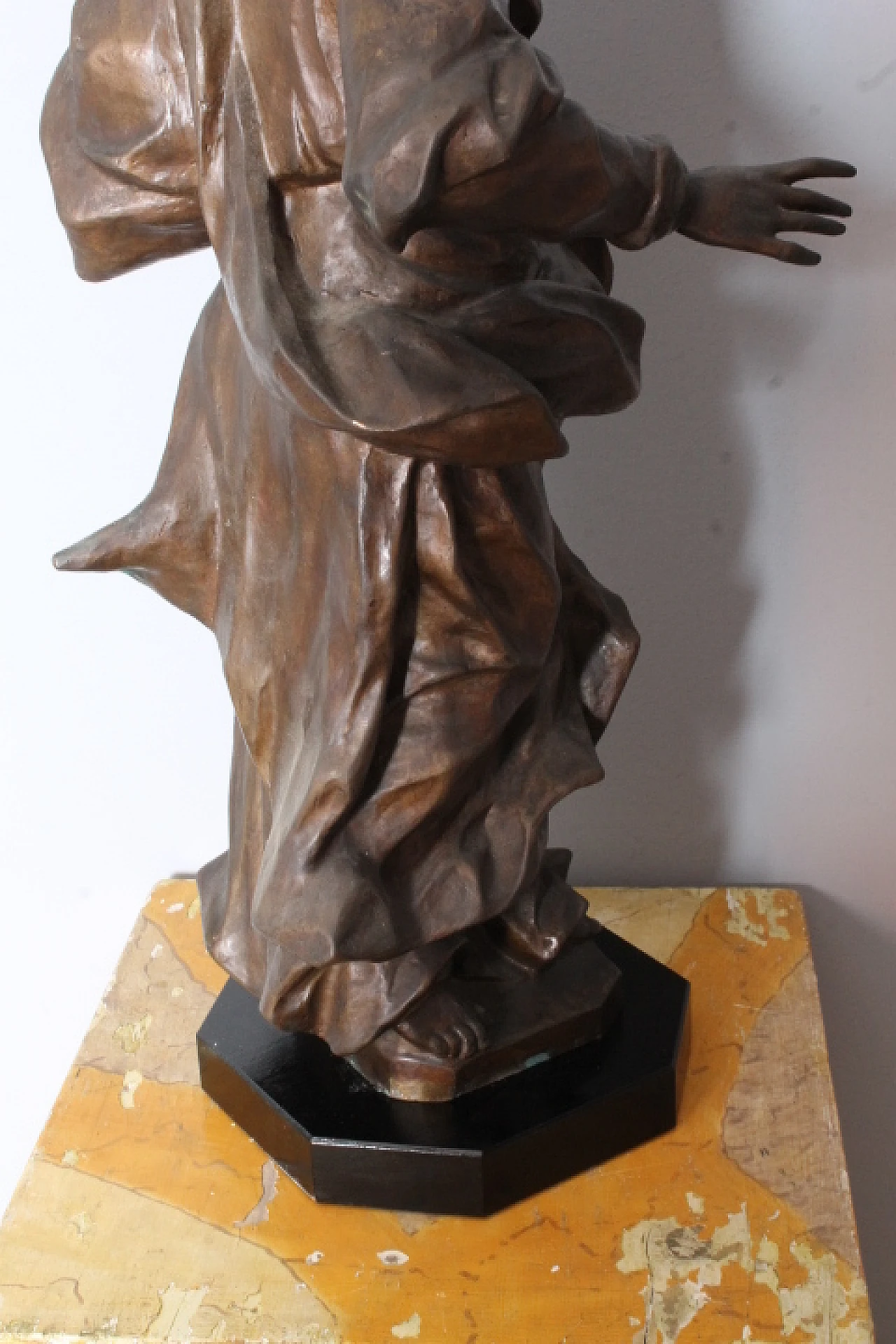 Bronze sculpture depicting Saint Barbara, 19th century 9