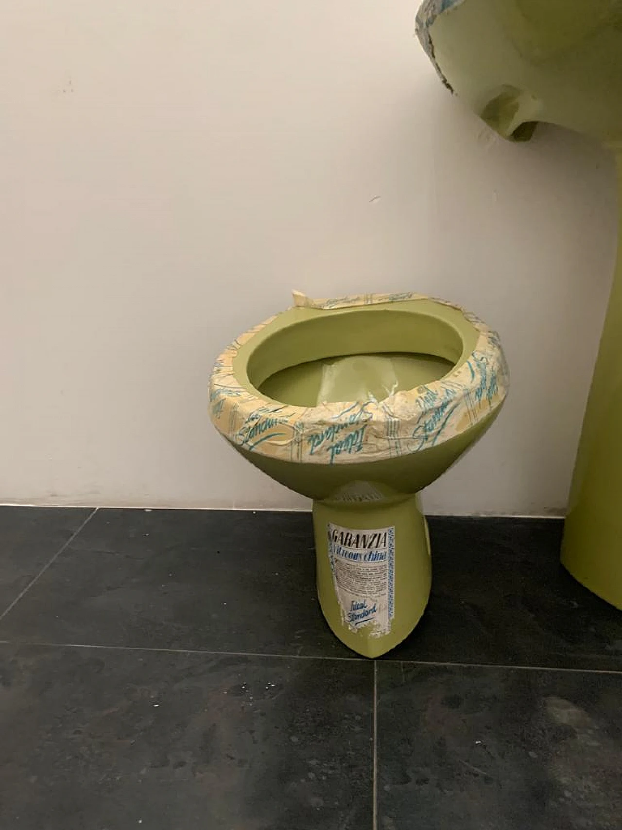 Lavandino, bidet e wc verdi Ellisse di Gio Ponti di Ideal Standard, anni '70 19