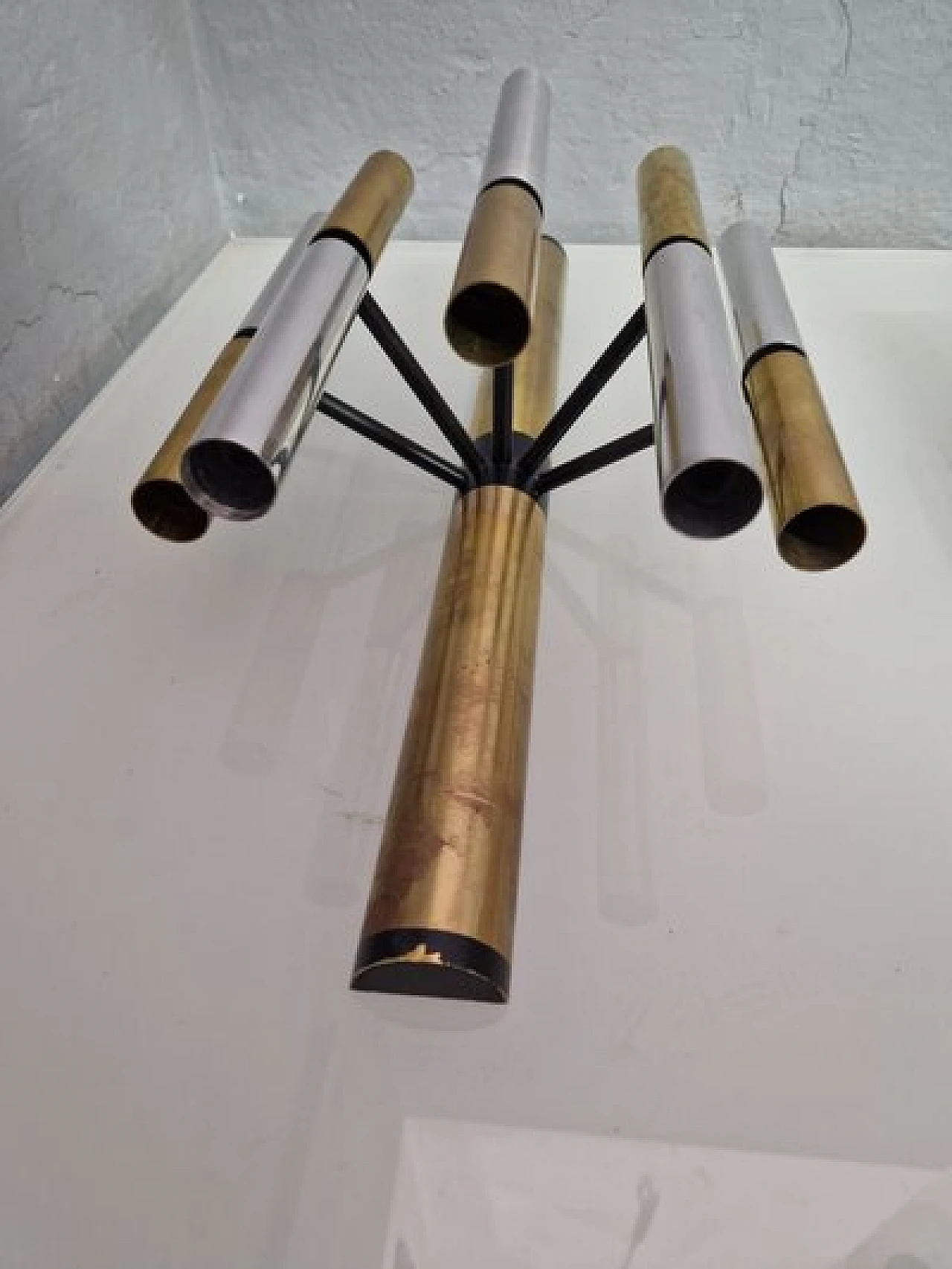 Coppia di applique in metallo cromato e ottone di Stilnovo, anni '60 8