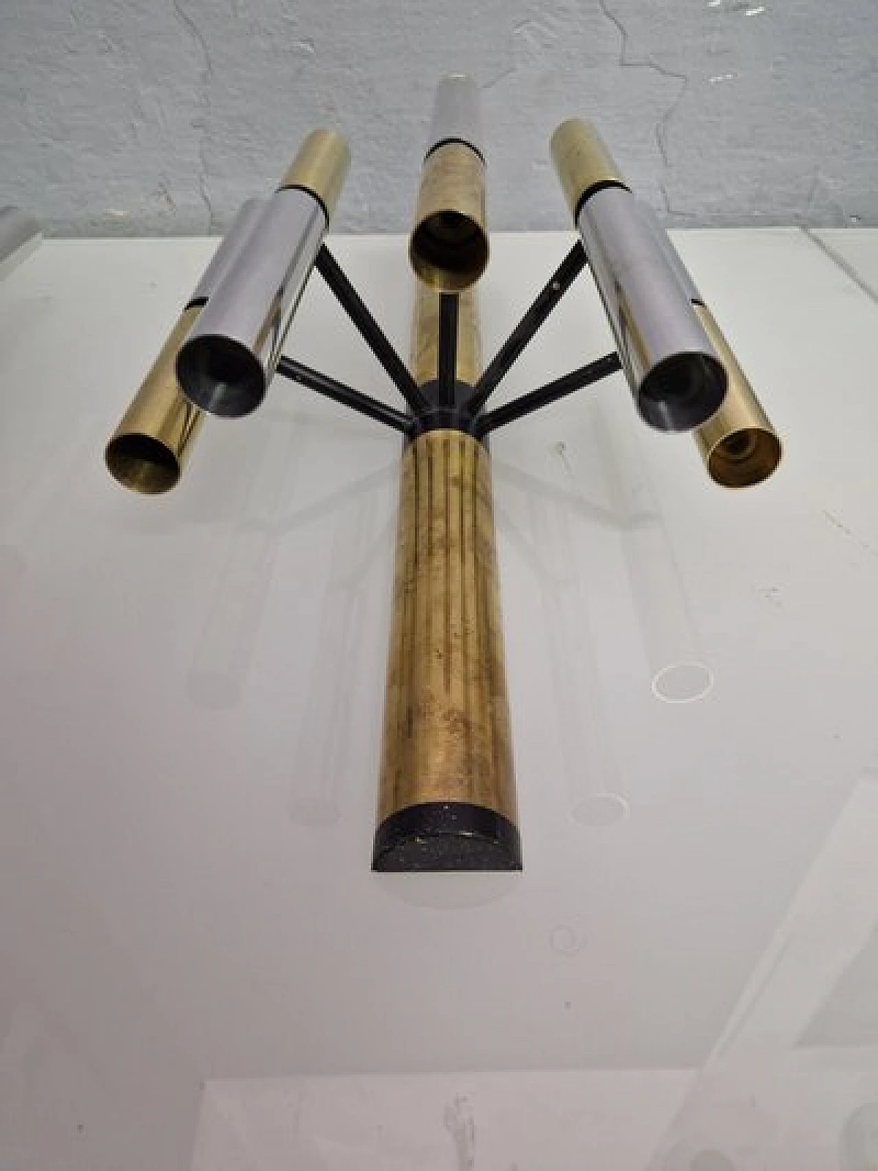 Coppia di applique in metallo cromato e ottone di Stilnovo, anni '60 9