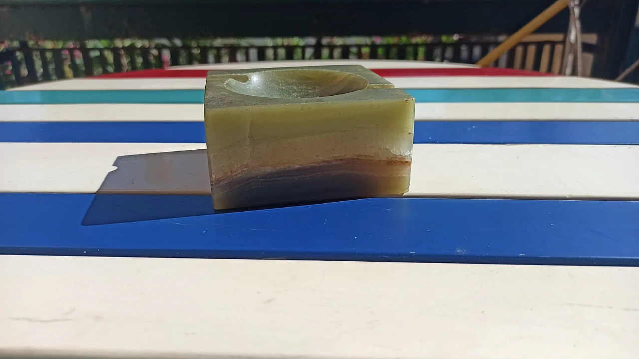 Accendino e posacenere in onice, anni '40 5