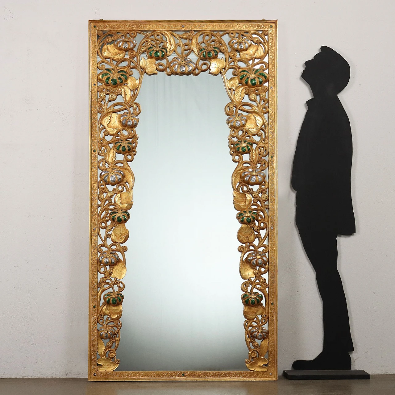 Oriental-style mirror carved with phytomorphic and floral motifs 2