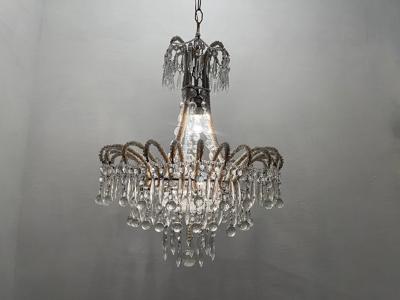 Pair of Murano glass and crystal bead chandeliers, 1950s 4
