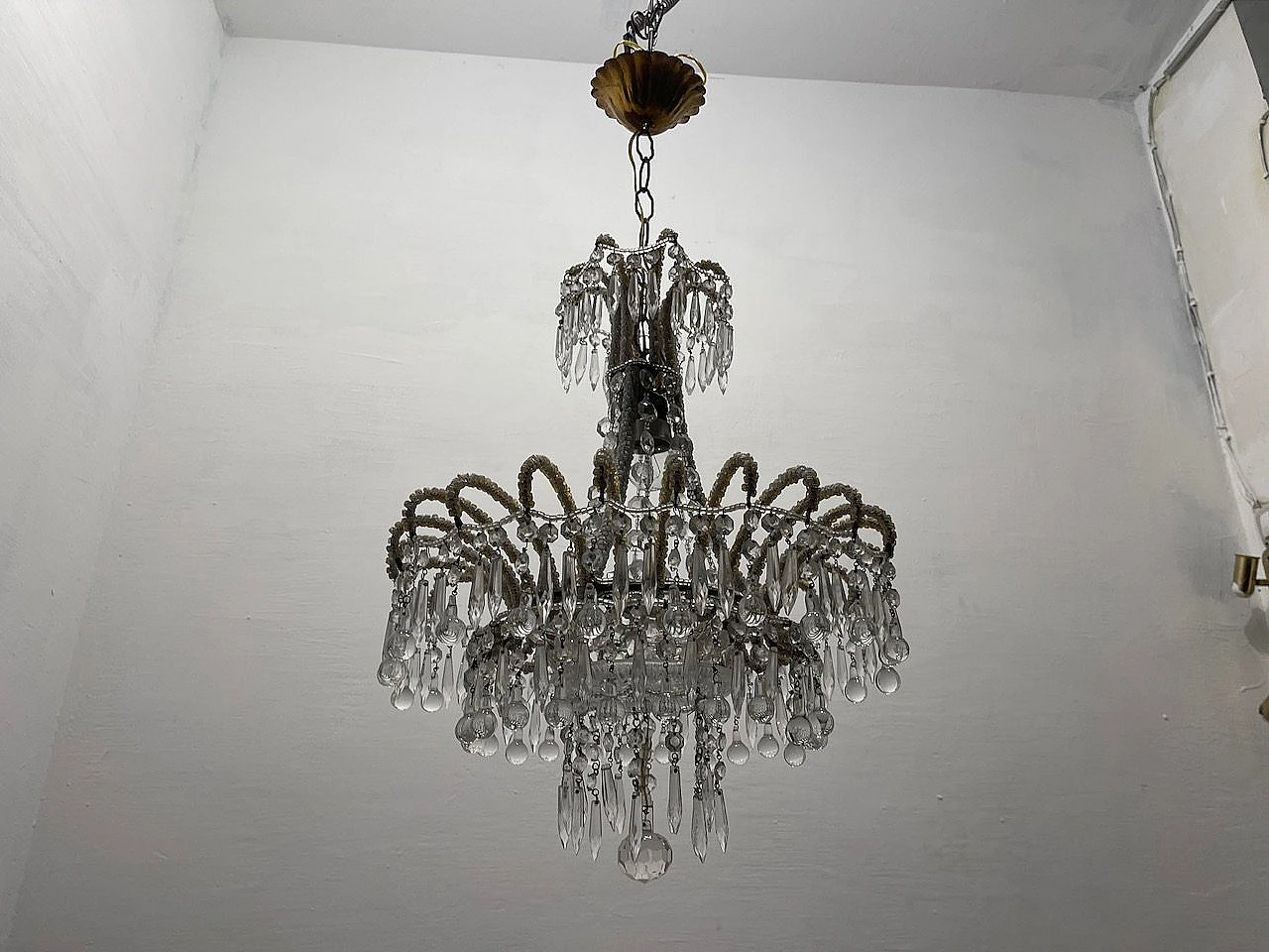 Pair of Murano glass and crystal bead chandeliers, 1950s 7