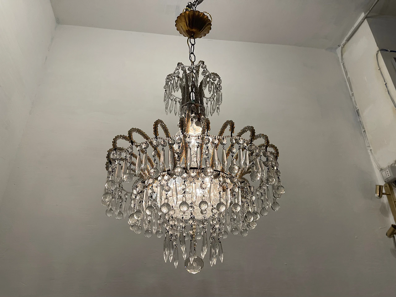 Pair of Murano glass and crystal bead chandeliers, 1950s 15