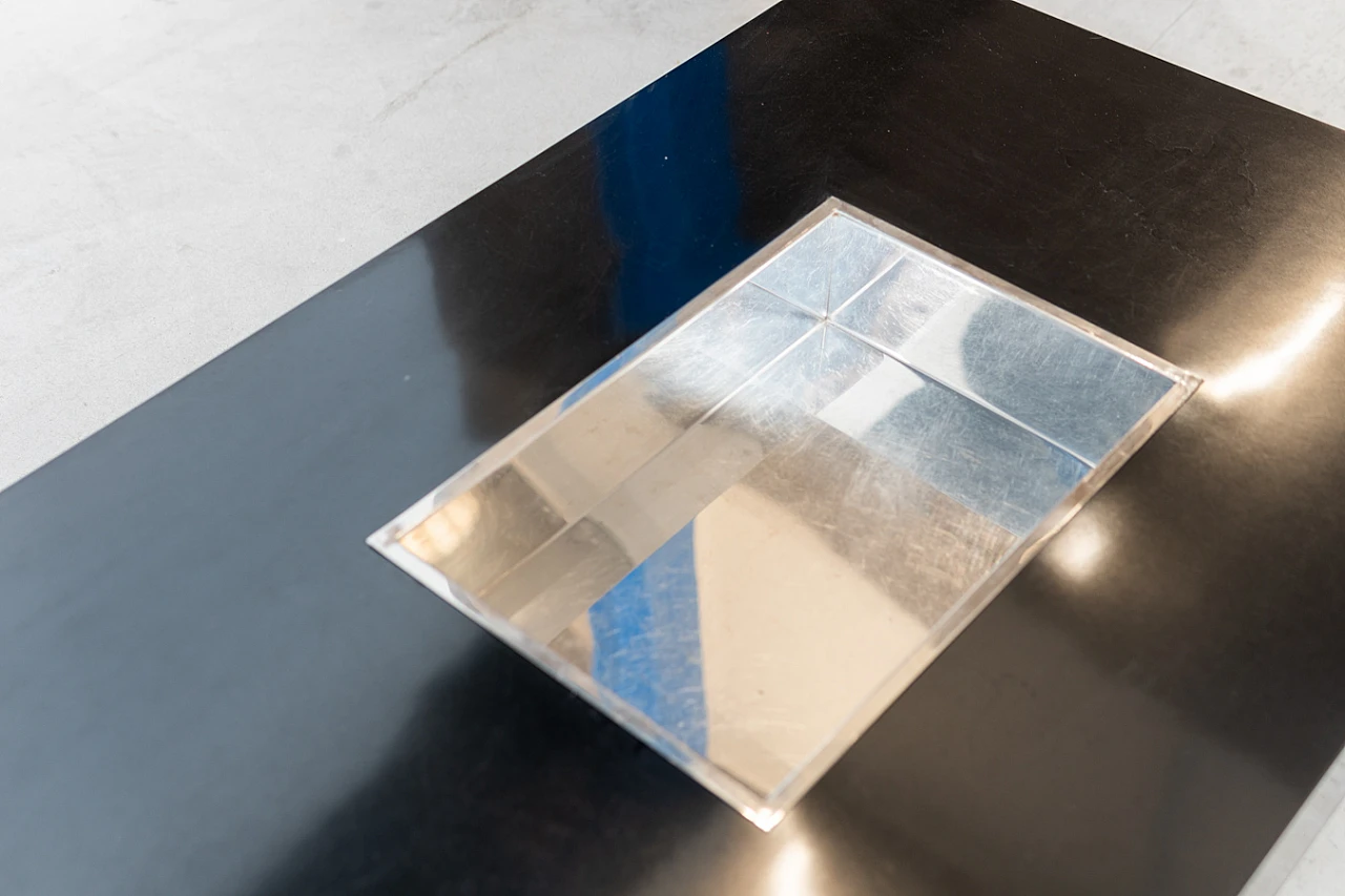 Tavolino in legno e acciaio di Willy Rizzo per Mario Sabot, anni '80 19