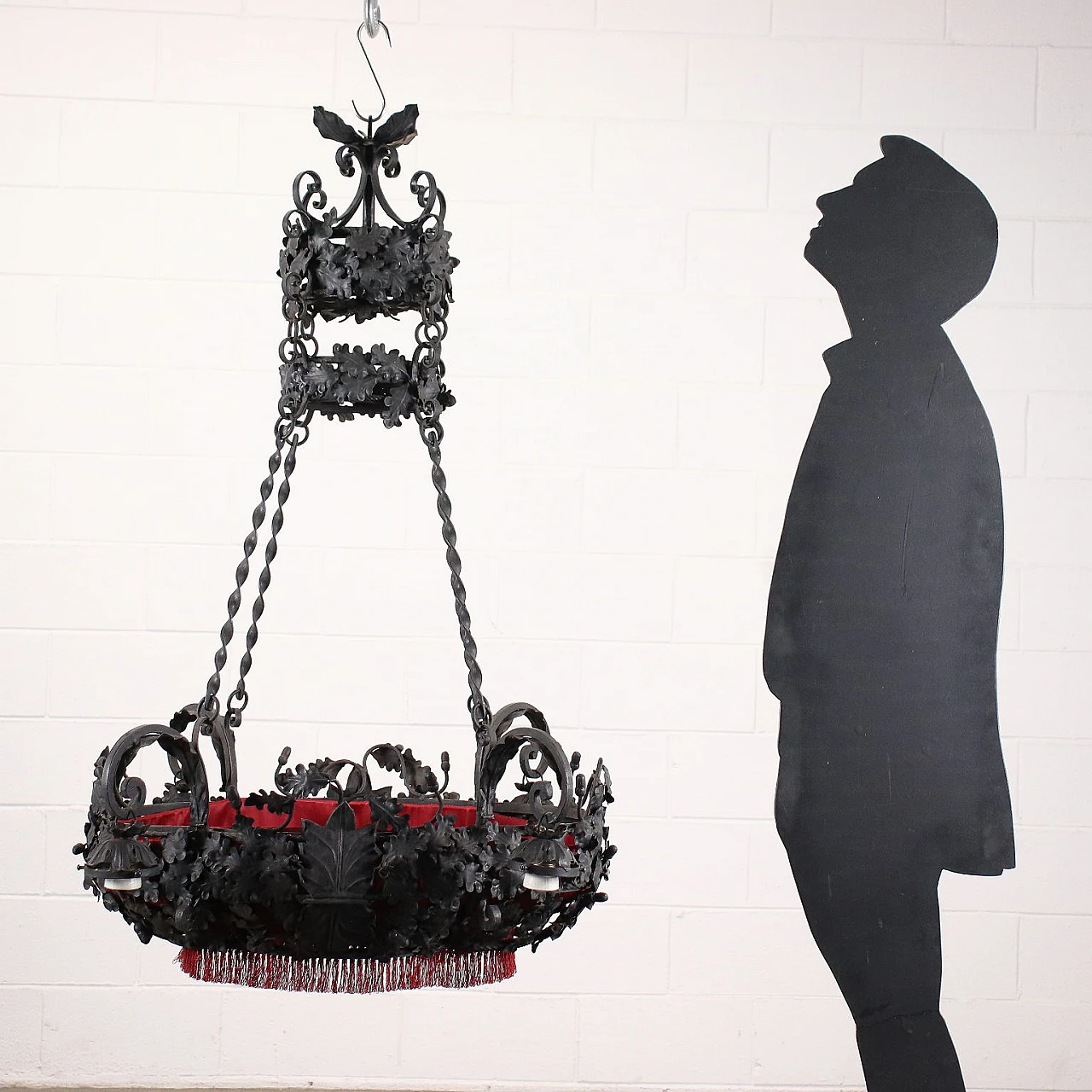 Lampadario Liberty in metallo con motivi floreali, inizio '900 2