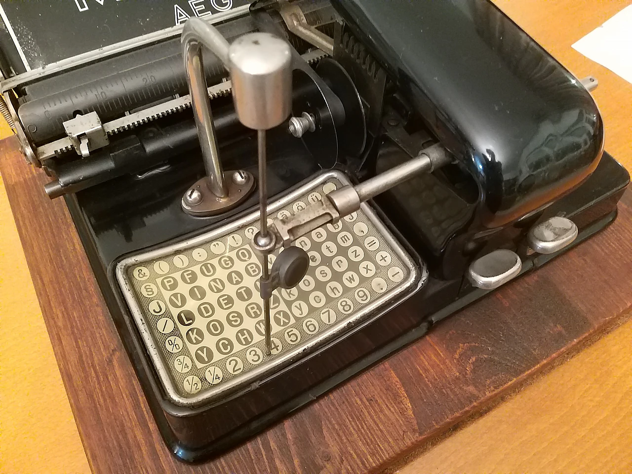 Macchina da scrivere con puntatore Aeg Mignon, inizio '900 3