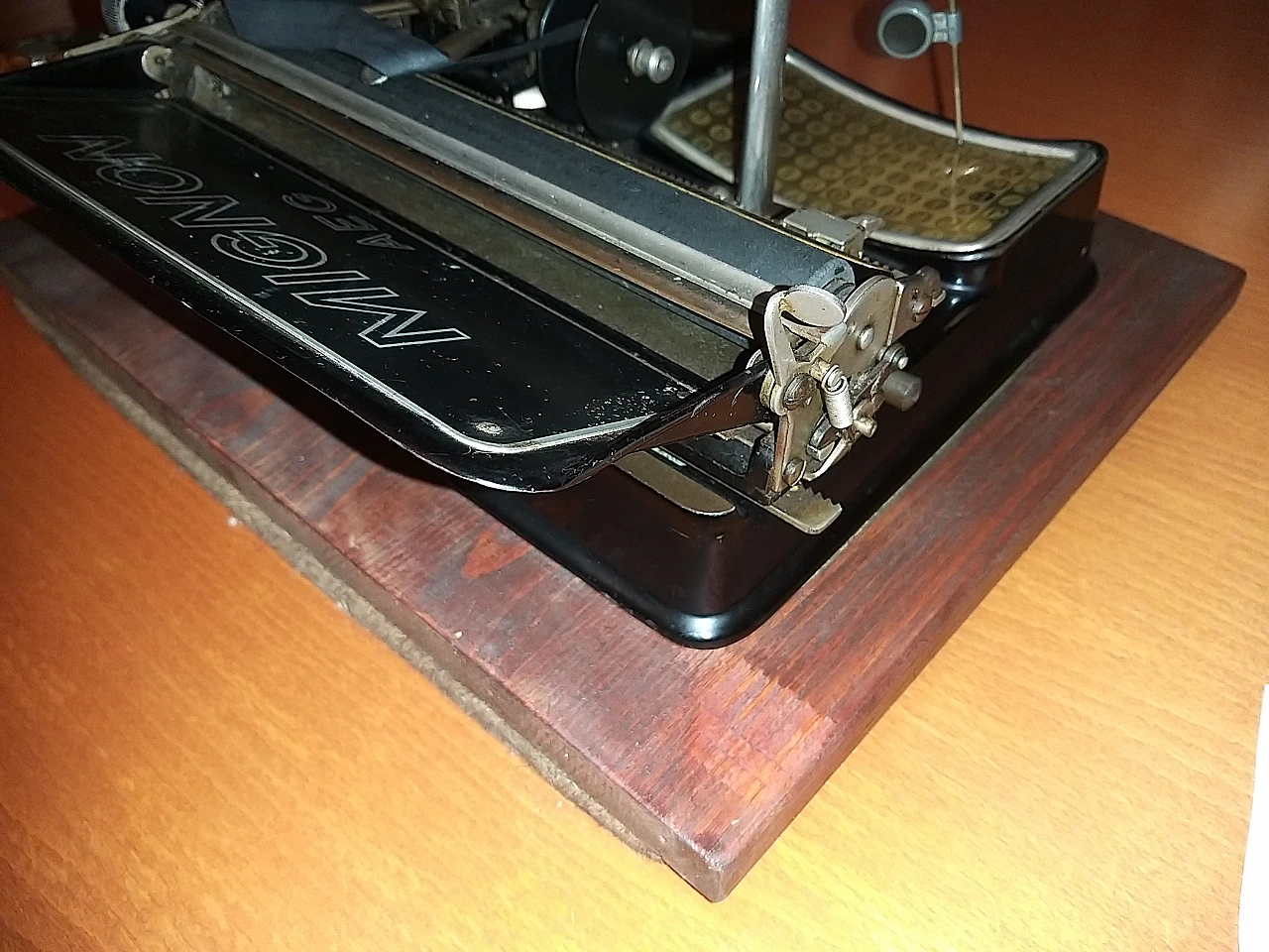 Macchina da scrivere con puntatore Aeg Mignon, inizio '900 7