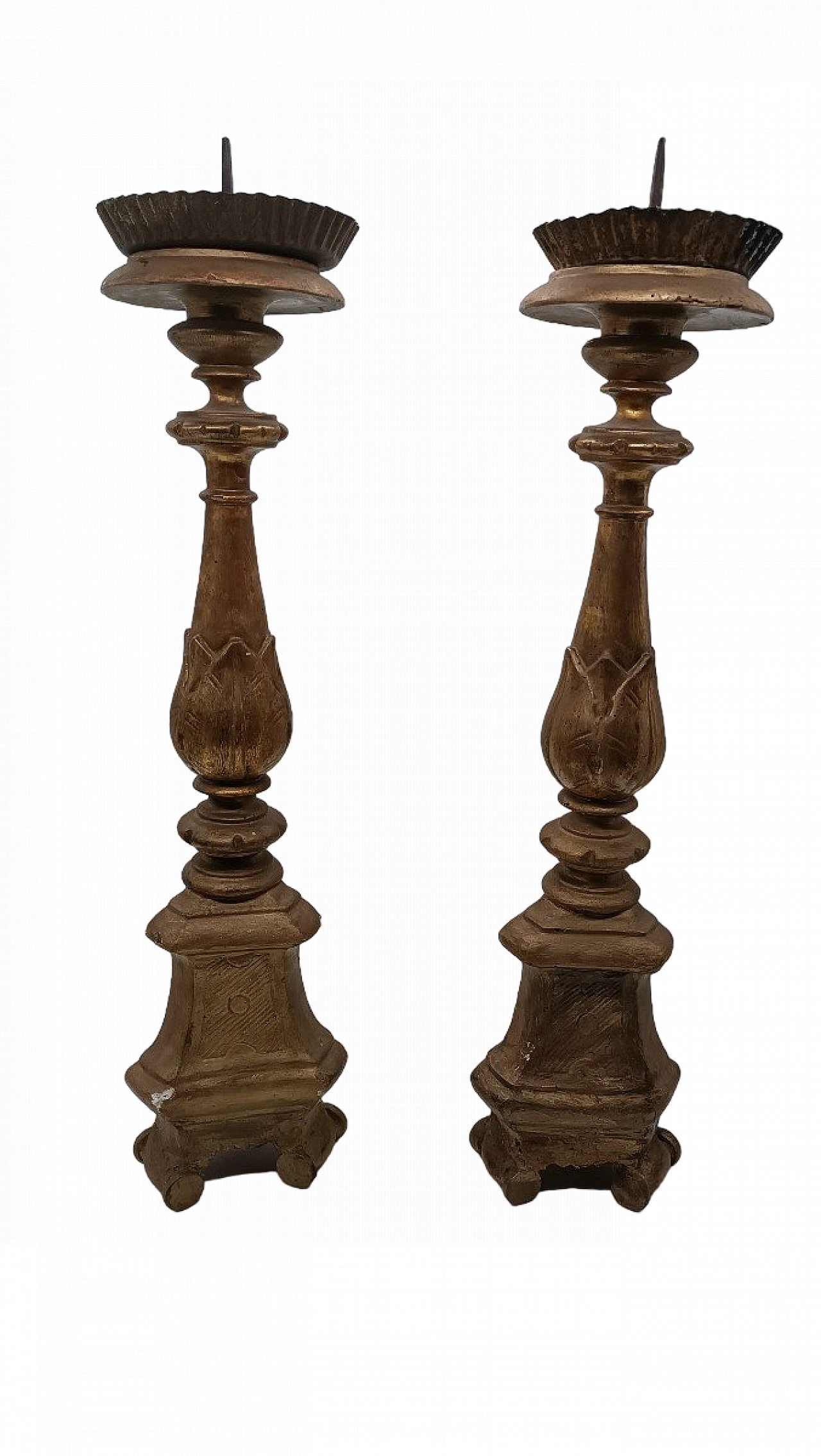 Coppia di candelieri in legno dorato, inizio '800 2