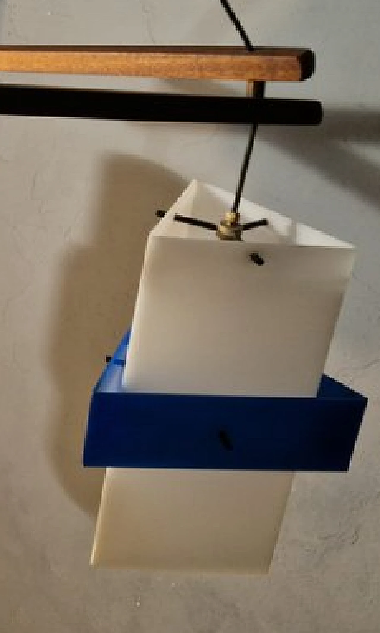 Lampadario in vetro acrilico bianco e blu di Stilux, anni '60 3