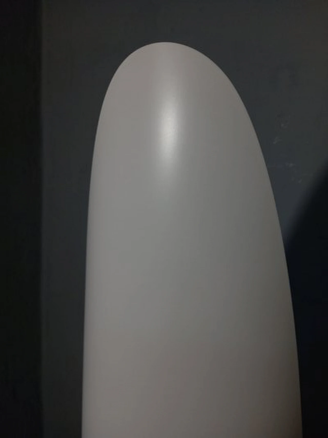 Specchio da terra Unghia in legno e pvc bianco, anni 2000 5