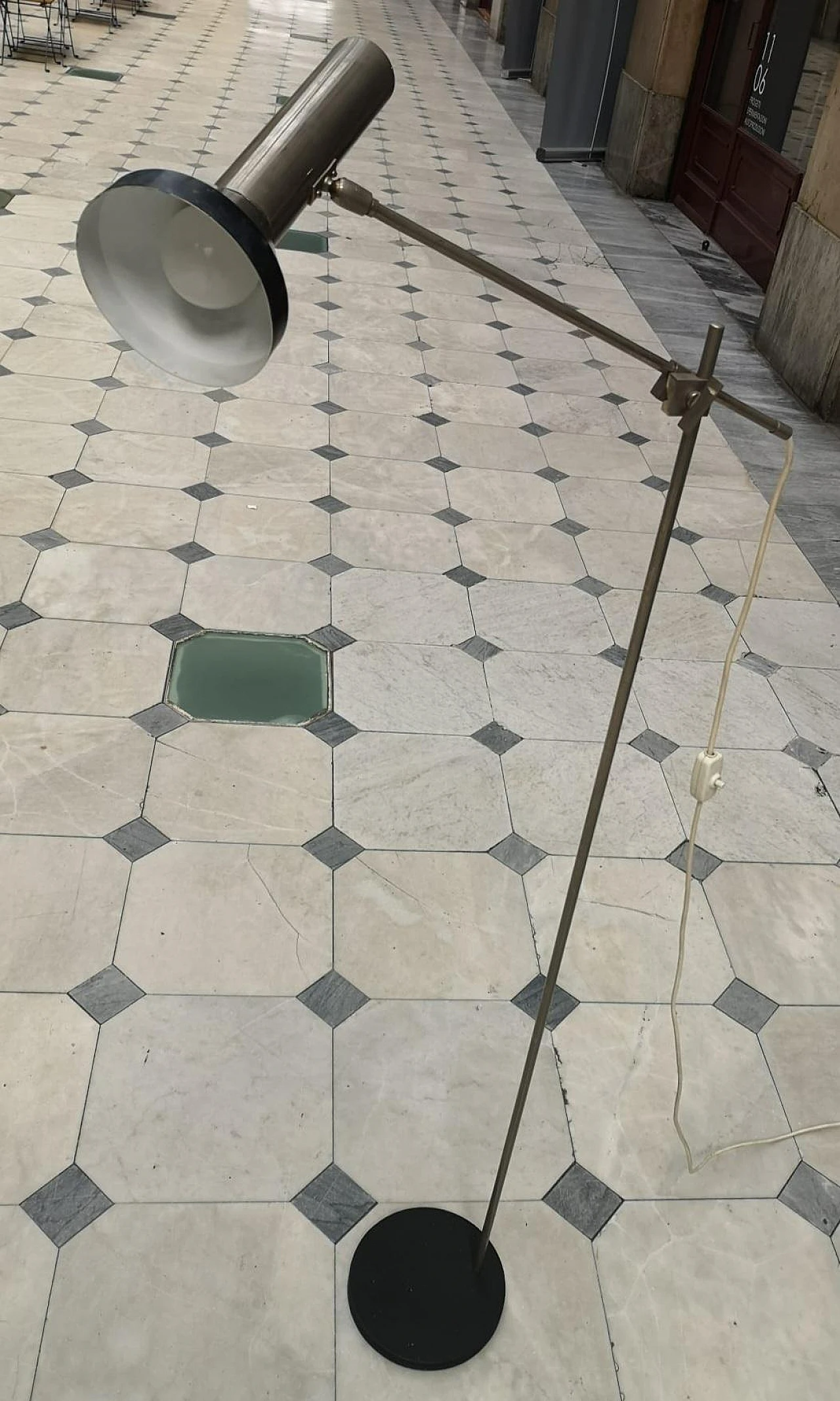 Articulated floor lamp by Omi, 1970s 2