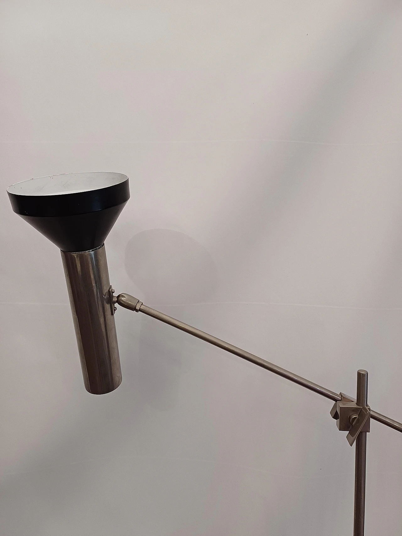 Articulated floor lamp by Omi, 1970s 8