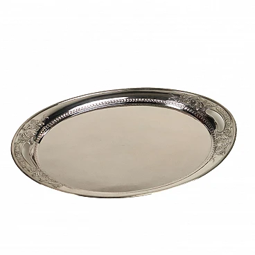 Vassoio ovale in argento sbalzato e inciso, fine '800
