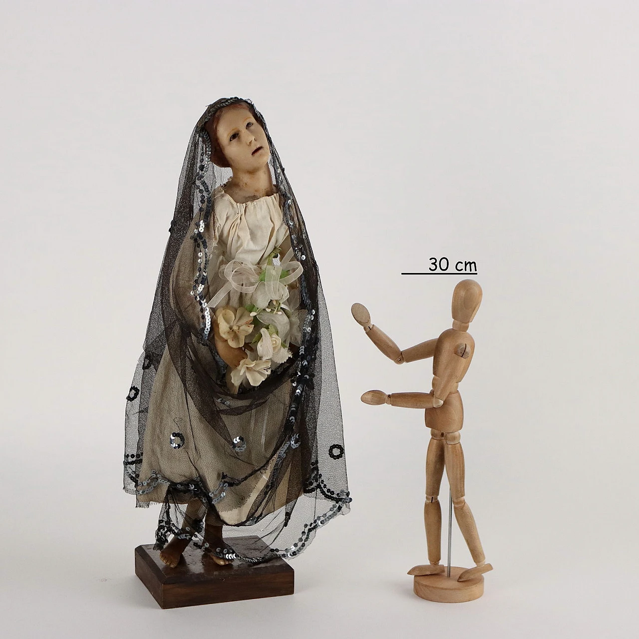 Female figure, wax and fabric sculpture, early 20th century 2