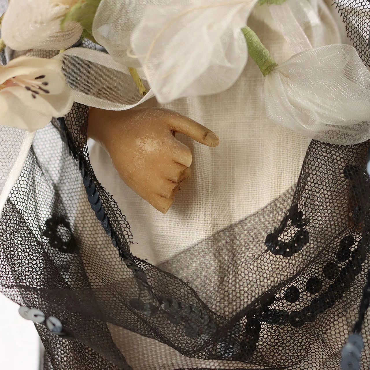 Female figure, wax and fabric sculpture, early 20th century 5