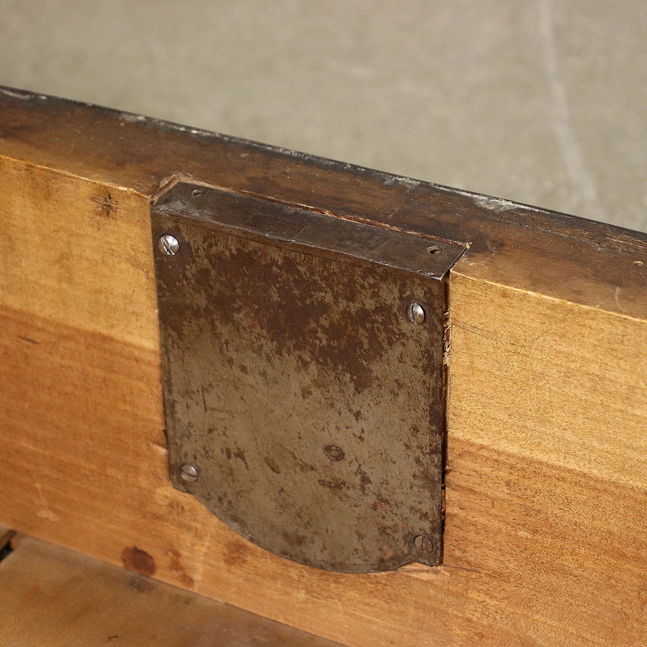 Cassettone neoclassico piemontese con piano in marmo, '700 9