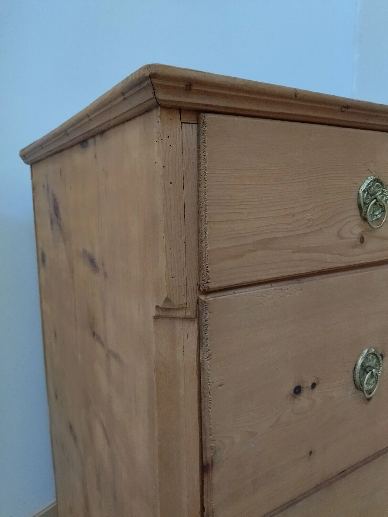 Cassettone tirolese in cirmolo massello, metà '800 7