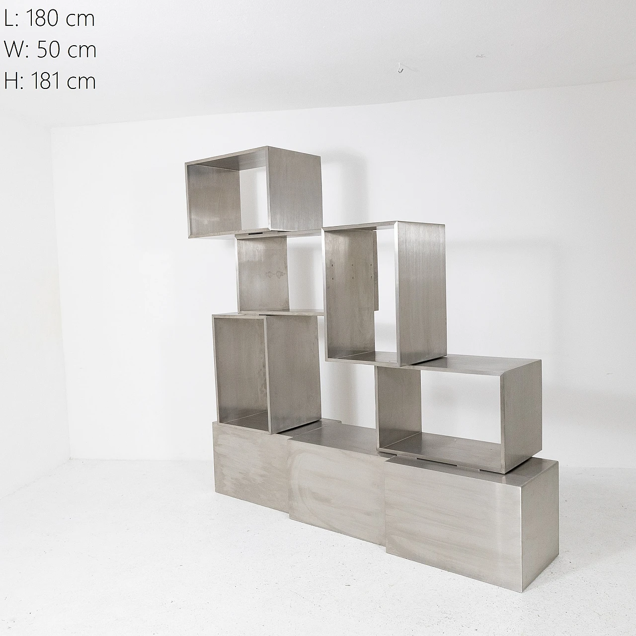 Libreria asimmetrica in acciaio spazzolato, anni '80 9