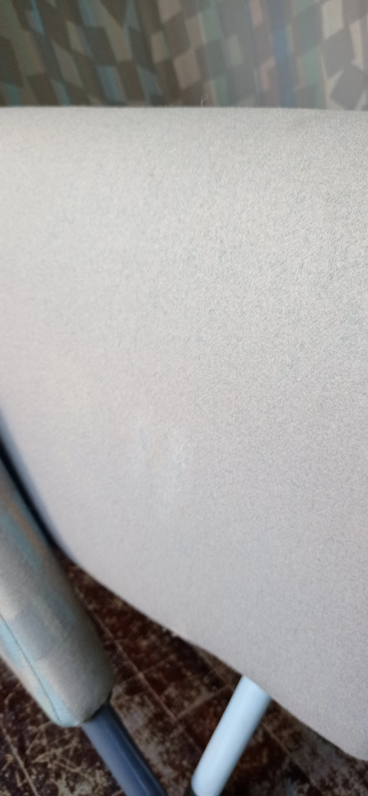 Poltrona Torsi in tessuto geometric di Paolo Deganello per Cassina 55