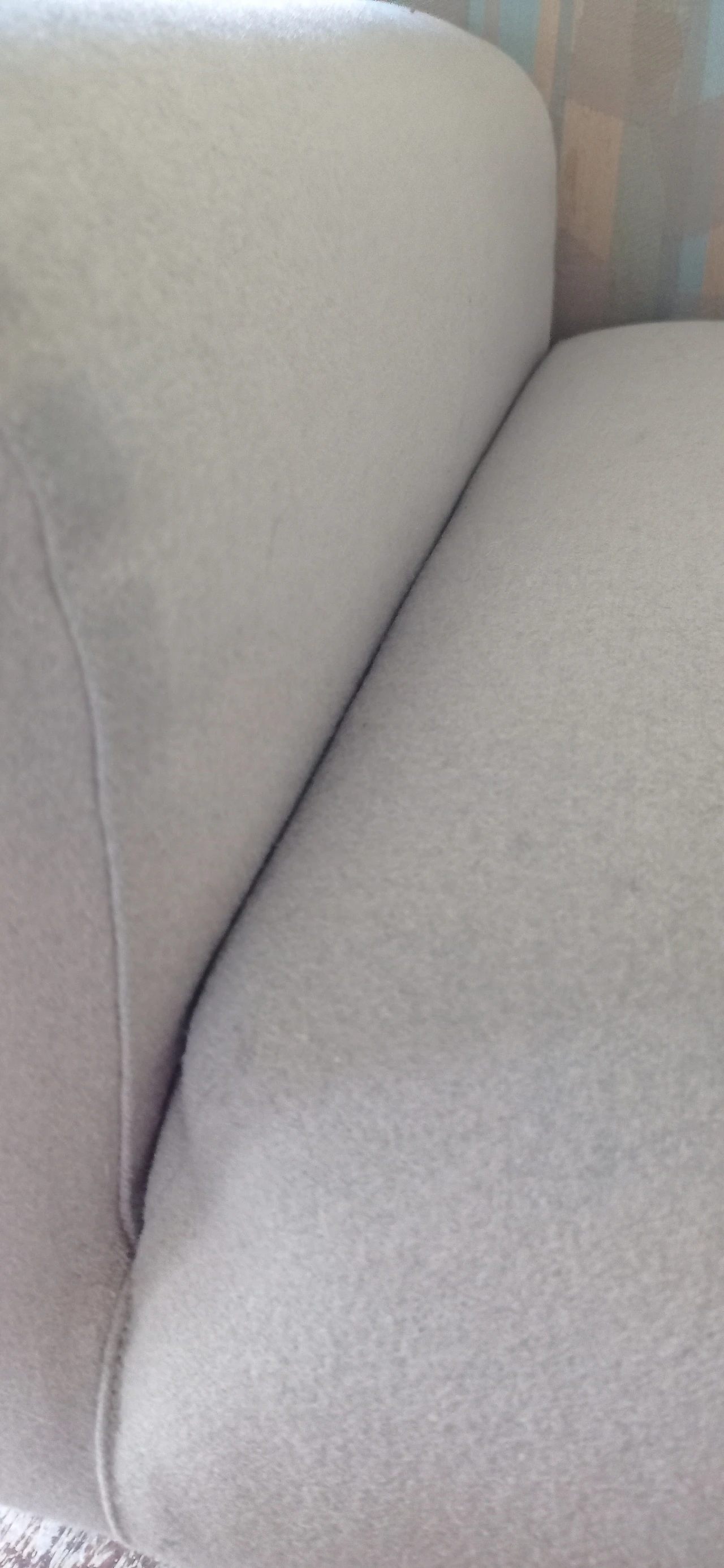 Poltrona Torsi in tessuto geometric di Paolo Deganello per Cassina 76