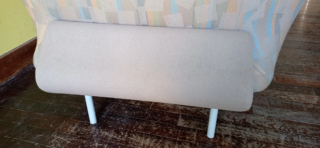 Poltrona Torsi in tessuto geometric di Paolo Deganello per Cassina 111