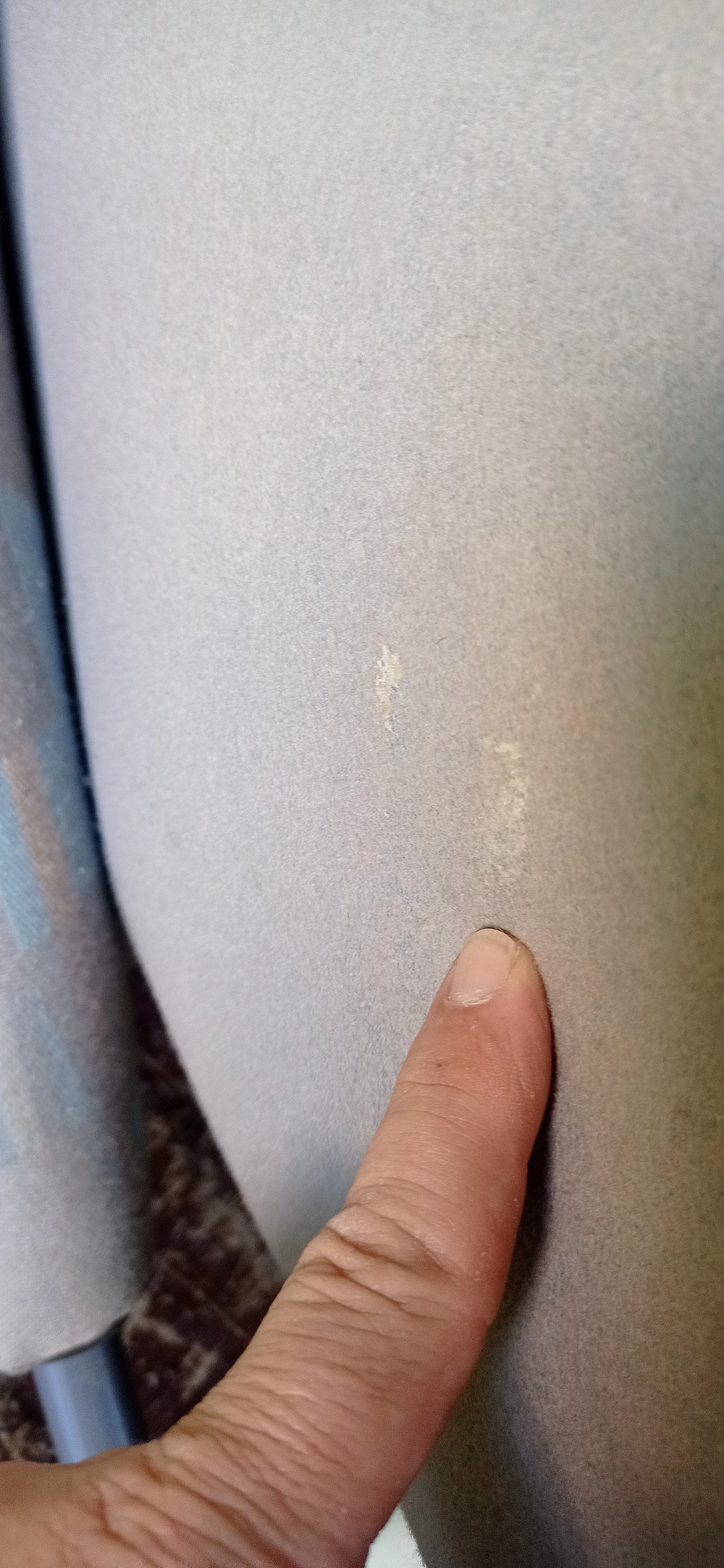 Poltrona Torsi in tessuto geometric di Paolo Deganello per Cassina 142