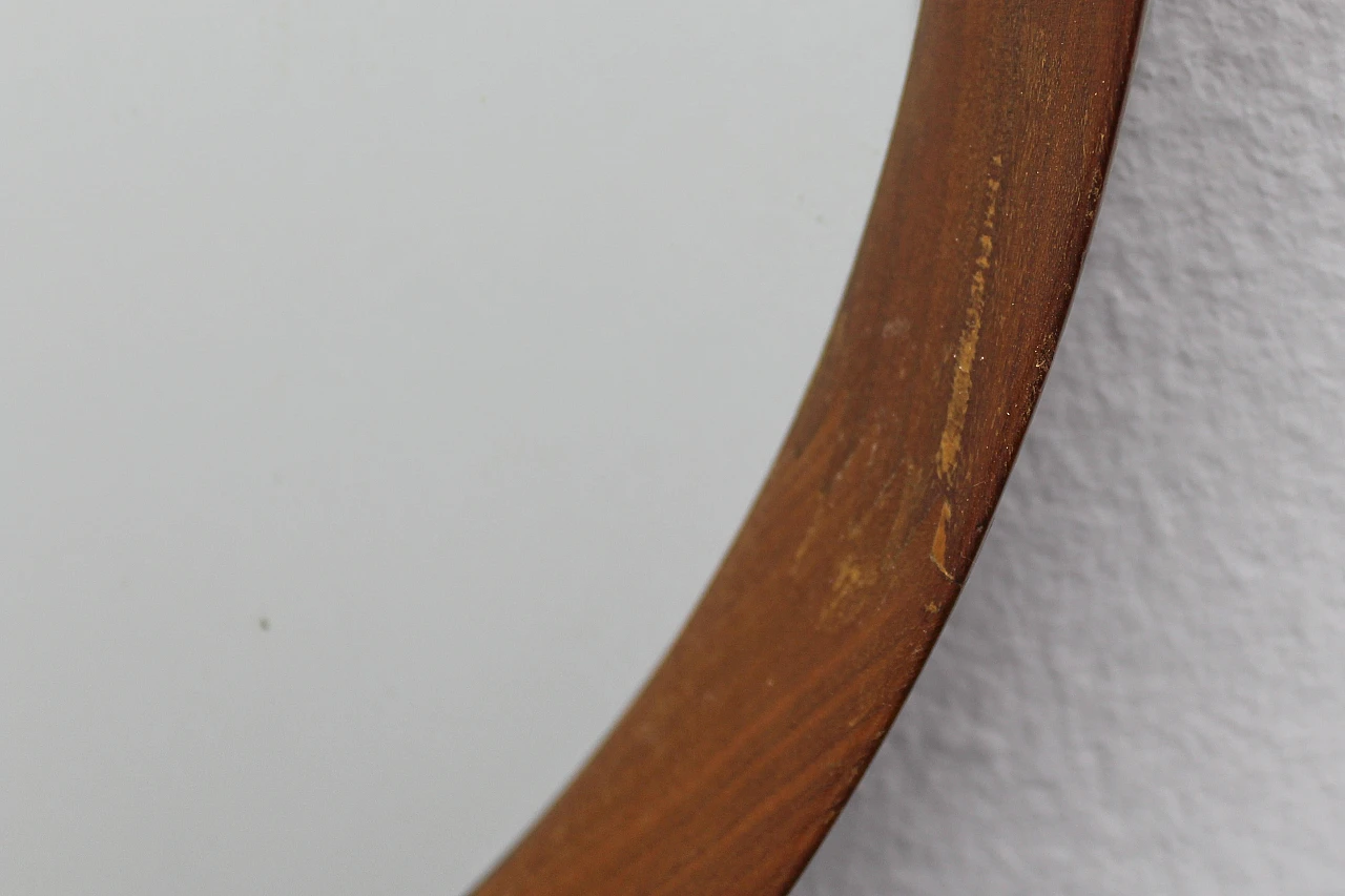 Specchio da parete rotondo con cornice in legno, anni '60 10